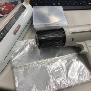 Cut2016_1129_1558_03